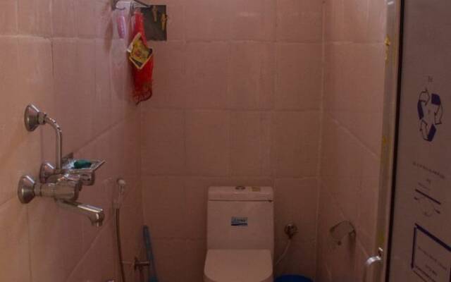 Begnas Lake front guest house