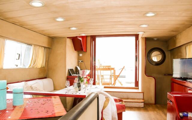 Motoryacht Christine The Angel