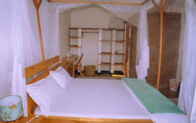 Aika Sunrise Treetops Home