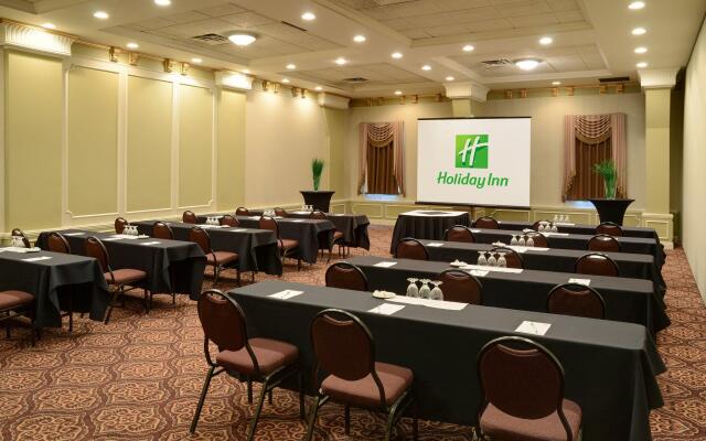 Holiday Inn Conference Center Edmonton South, an IHG Hotel