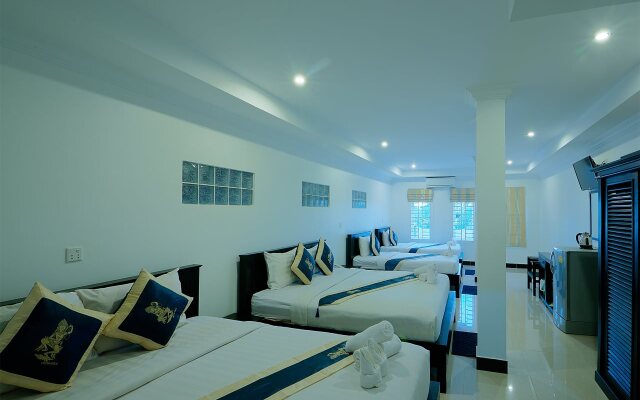Mango Angkor Boutique