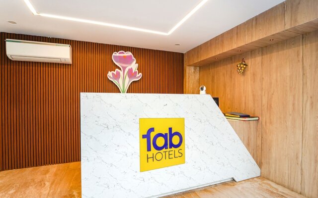 Fabhotel Stayz Inn Us Consulate