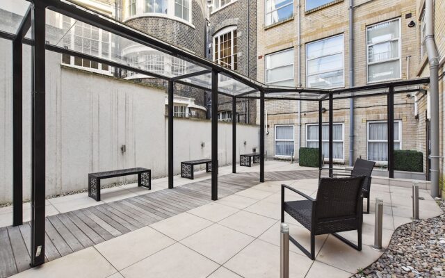 Buckingham Palace by Aeria Apartments