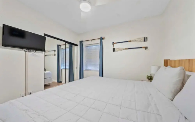Romar Place 204