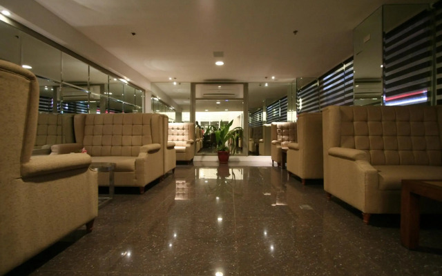 Hotel St Ellis