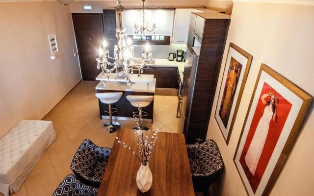 Ninos Luxury Apartment