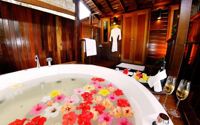 Bunga Raya Island Resort & Spa