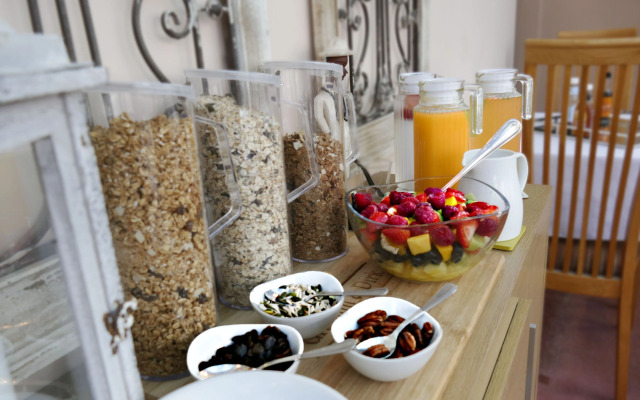 Marmalade Bed  Breakfast