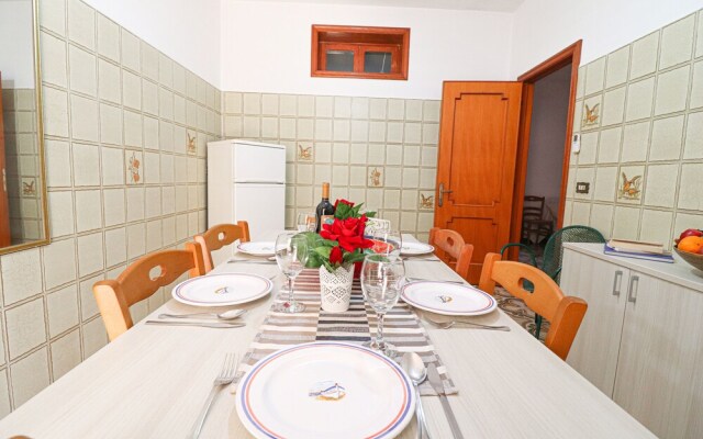 Isabel's House in Otranto 10 Seats