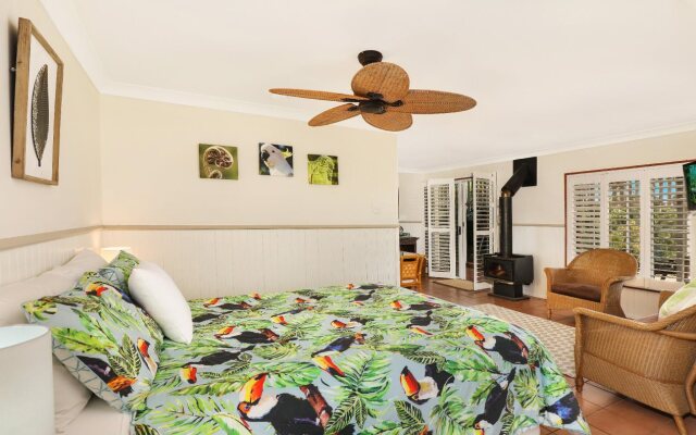 Avocado Grove Bed and Breakfast