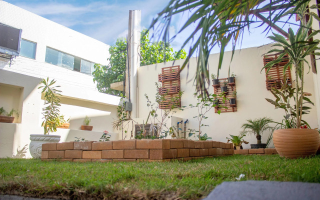 Dona Rosa Private Suites