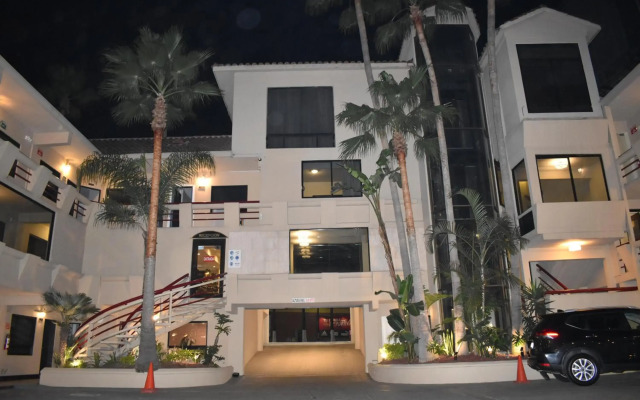 Hotel Frontiere