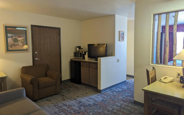 Sagebrush Inn & Suites