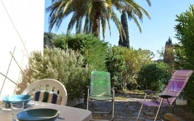 Appartement Le Lavandou, 1 pièce, 4 personnes - FR-1-251-269