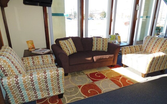 Budget Host Inn & Suites