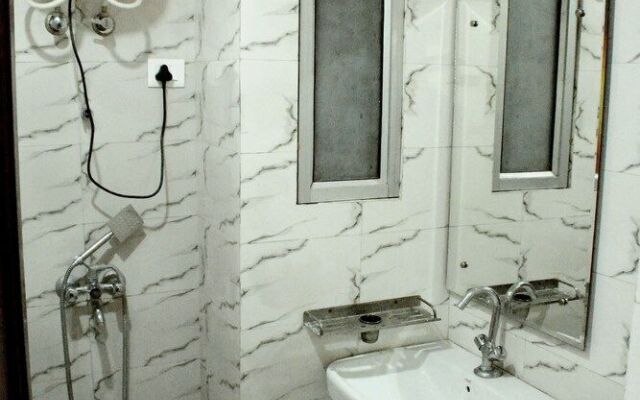 Hotel Ambassador Katra