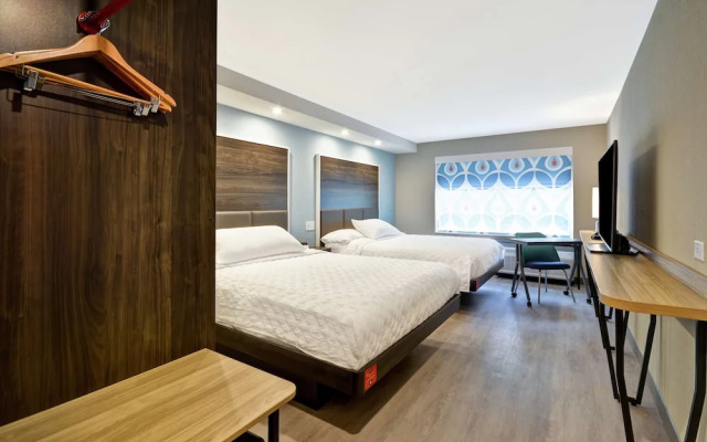 Tru by Hilton Chicopee Springfield