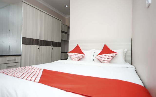 Super OYO 270 Madinah Residence Syariah