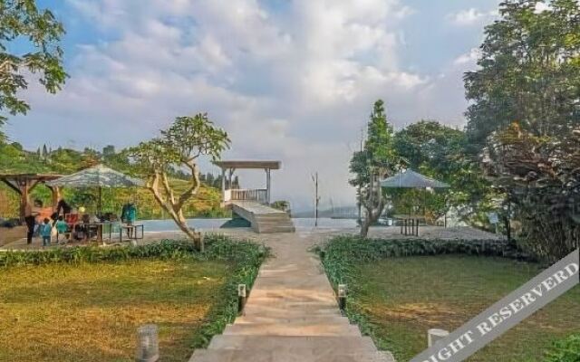 RedDoorz Resort @ Lembang 2