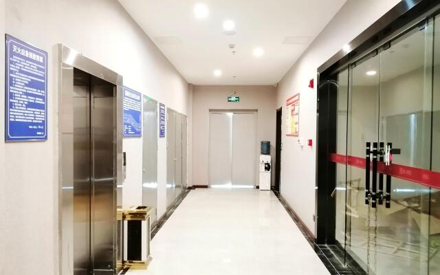 Pai Hotel Guang'an Railway North Station