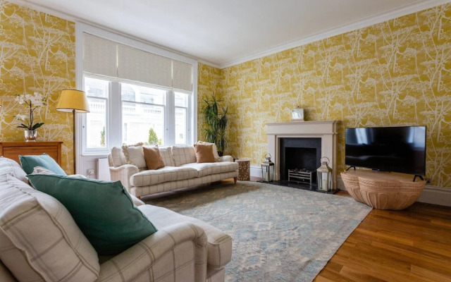 Stafford Terrace Iv By Onefinestay