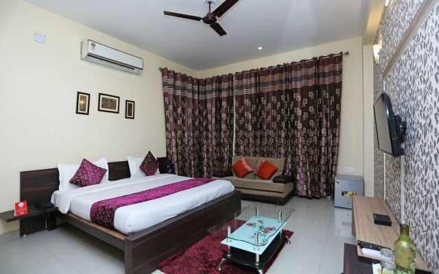 Oyo 9488 Istay Serenity Villa