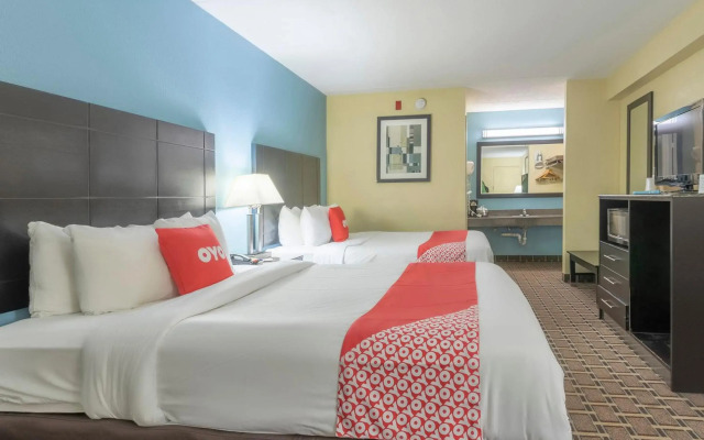 OYO Hotel Knoxville TN Cedar Bluff I-40