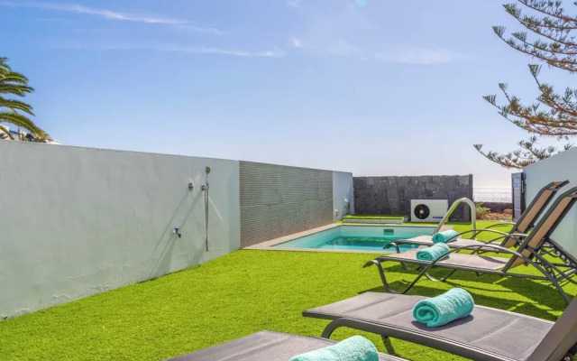 Marina Suite Villa Agua