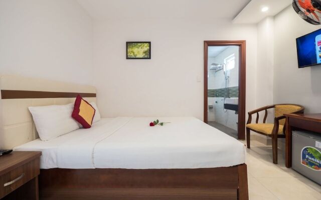 Golden House Hotel