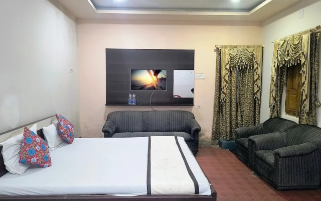 Hotel Ashirbad I Comfort Near Railway Station