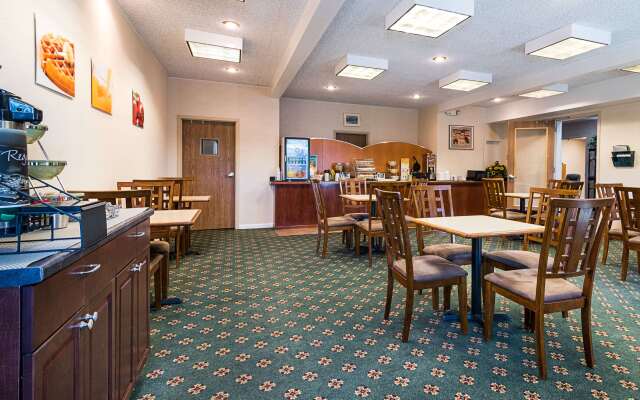 Quality Inn & Suites Schoharie near Howe Caverns