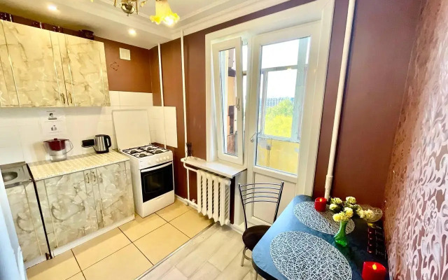 Апартаменты ДеньНочь на улице Карла Маркса 401