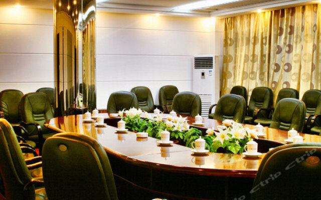 Xining Mansion