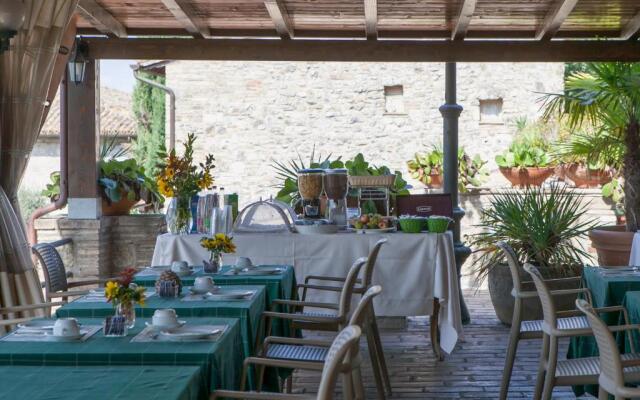 3 Esse Country House