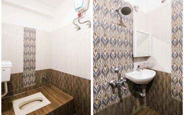 SPOT ON 75671 Hotel Pawan Palace