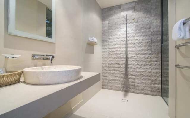 Niramaya Port Douglas 3 and 4 Bedroom Villas