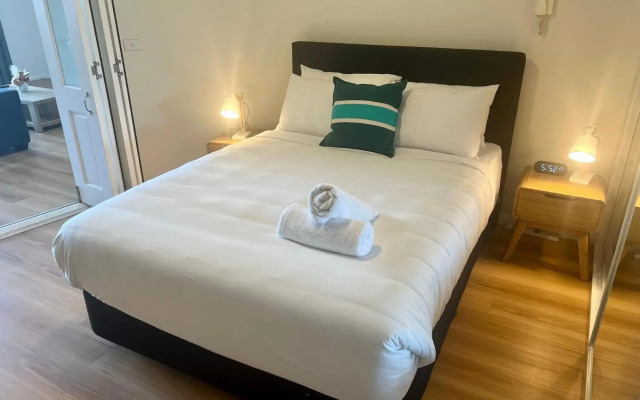 Stay at Hotel Steyne