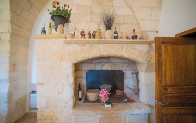 Masseria Relais Saraceno with pool