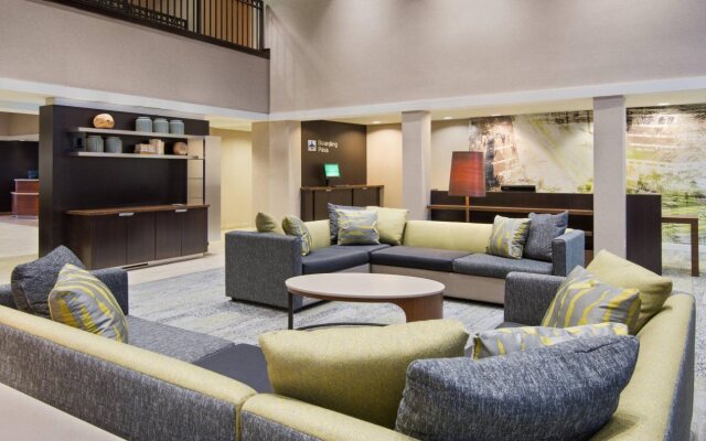 Courtyard by Marriott Springfield Airport