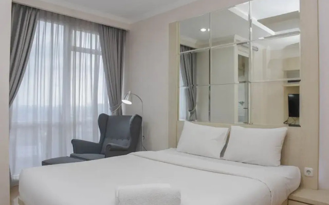 Comfortable And Warm Studio Room At Menteng Park Apartment