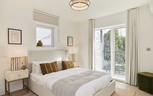 The Wembley Park Retreat - Modern 2bdr Flat With Balcony