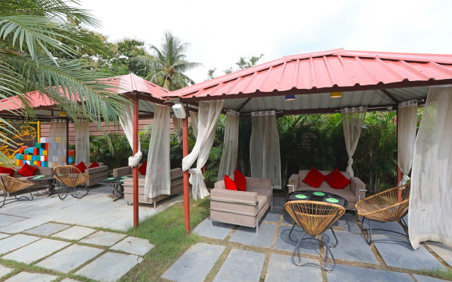 Capital O 18792 The Grand Neelam