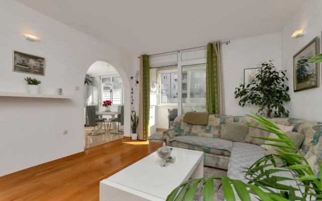 Apartment Marina