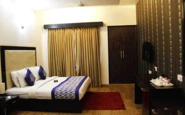 Amazone Holiday Guest House by JK Rooms