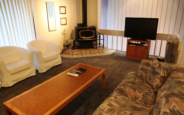 Mammoth West #116 Condo