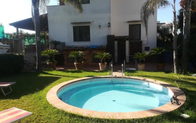 Villa Captains With Swimmingpool
