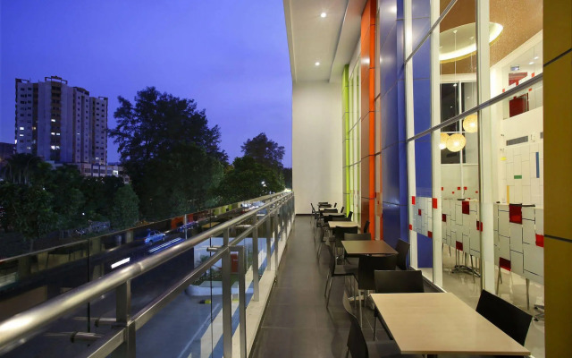 Amaris Hotel Dr. Susilo Grogol