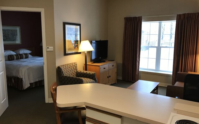 CrestHill Suites SUNY University Albany