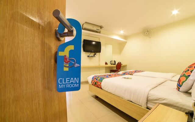 FabHotel Vinflora Banjara Hills