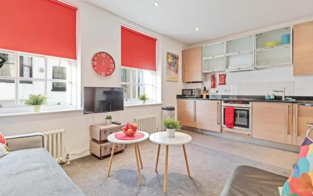Brighton Getaways - Artist Studio